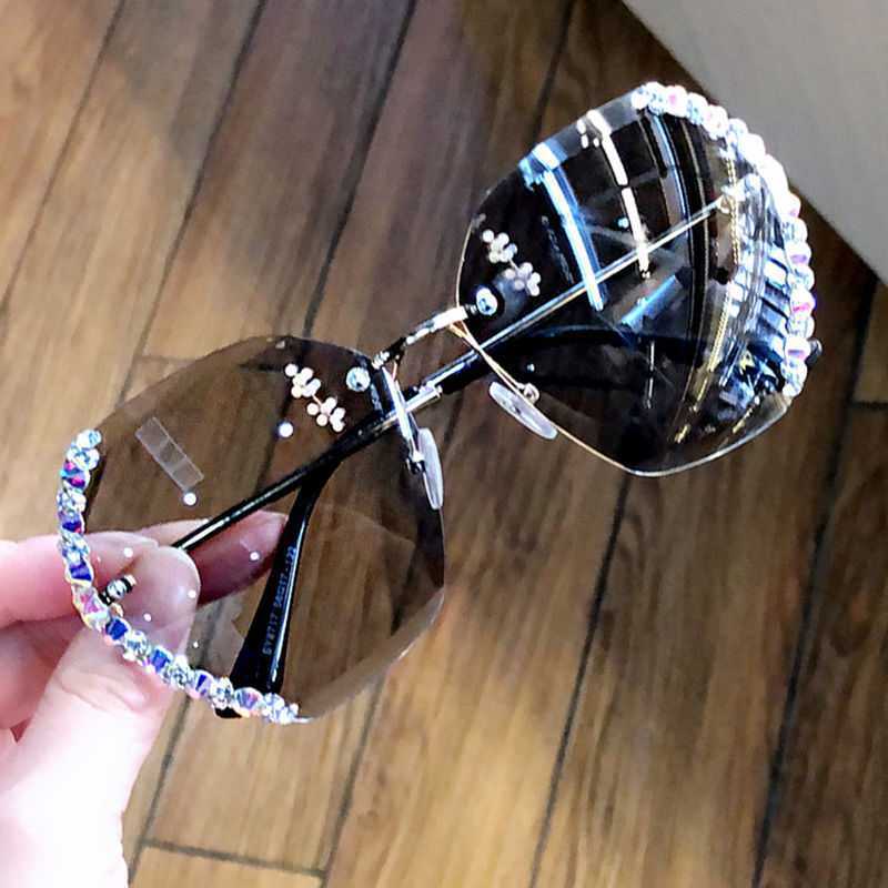 Diamond-Studded Women's Korean Trend Fashion Sunglasses