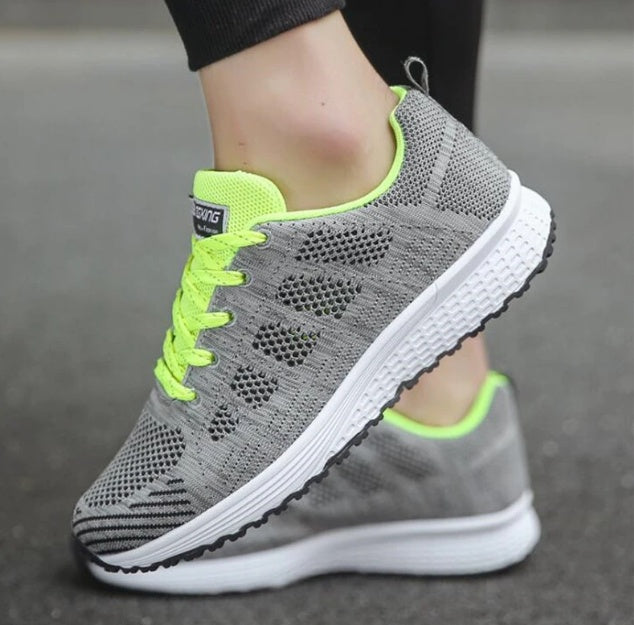 Women's Sports Sneakers