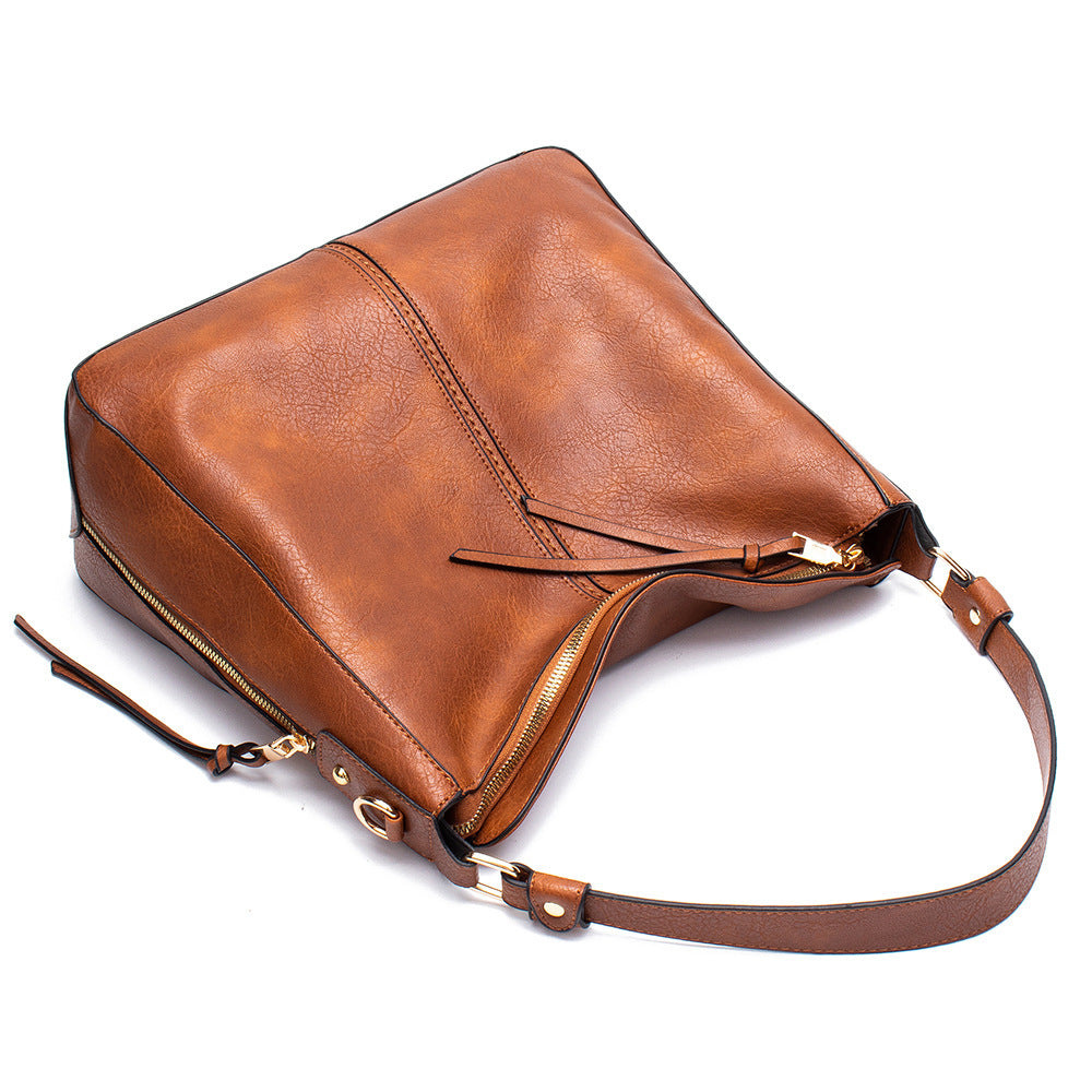 Hobo Women's High Capacity Fashion Handbag