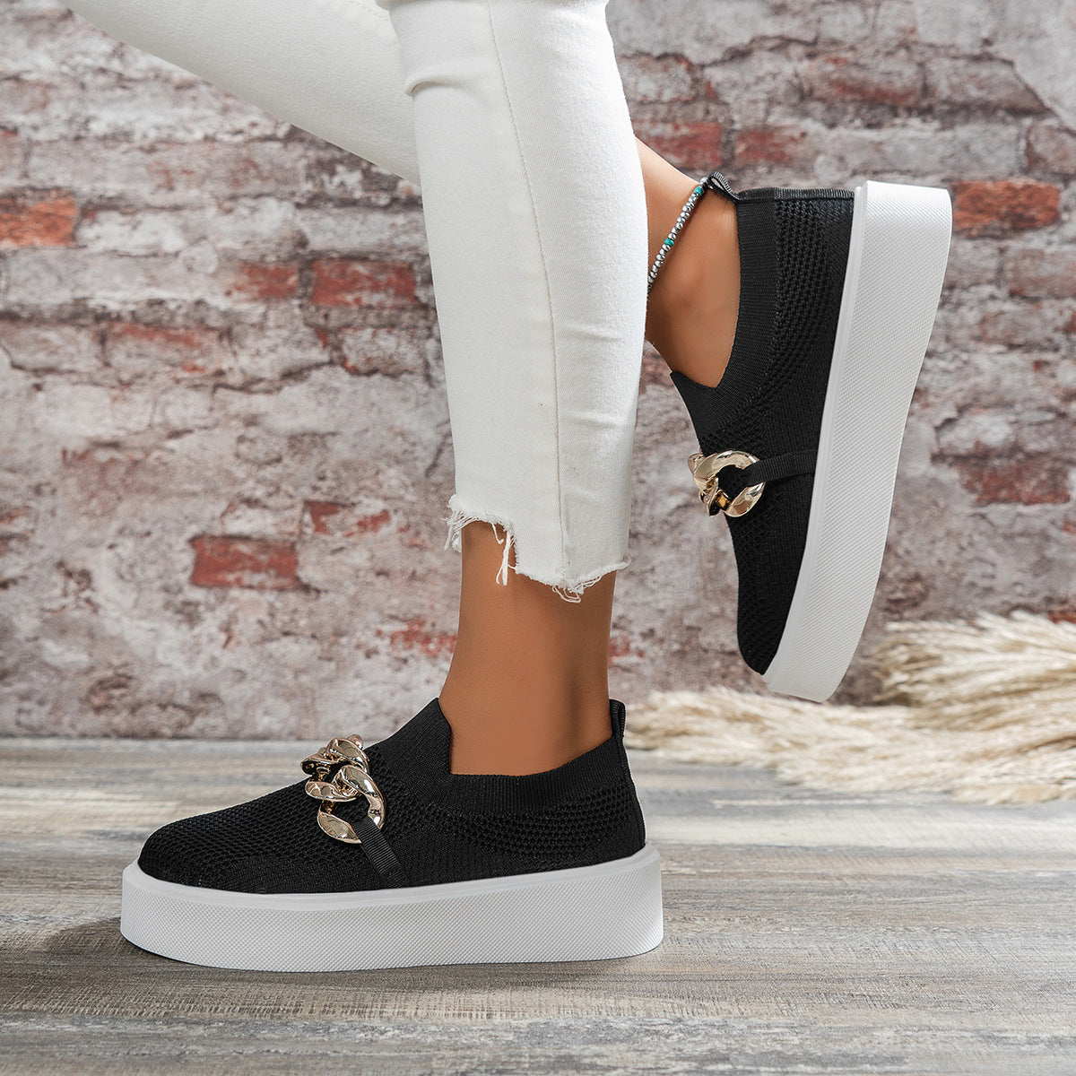 Women Chain Breathable Mesh Shoes