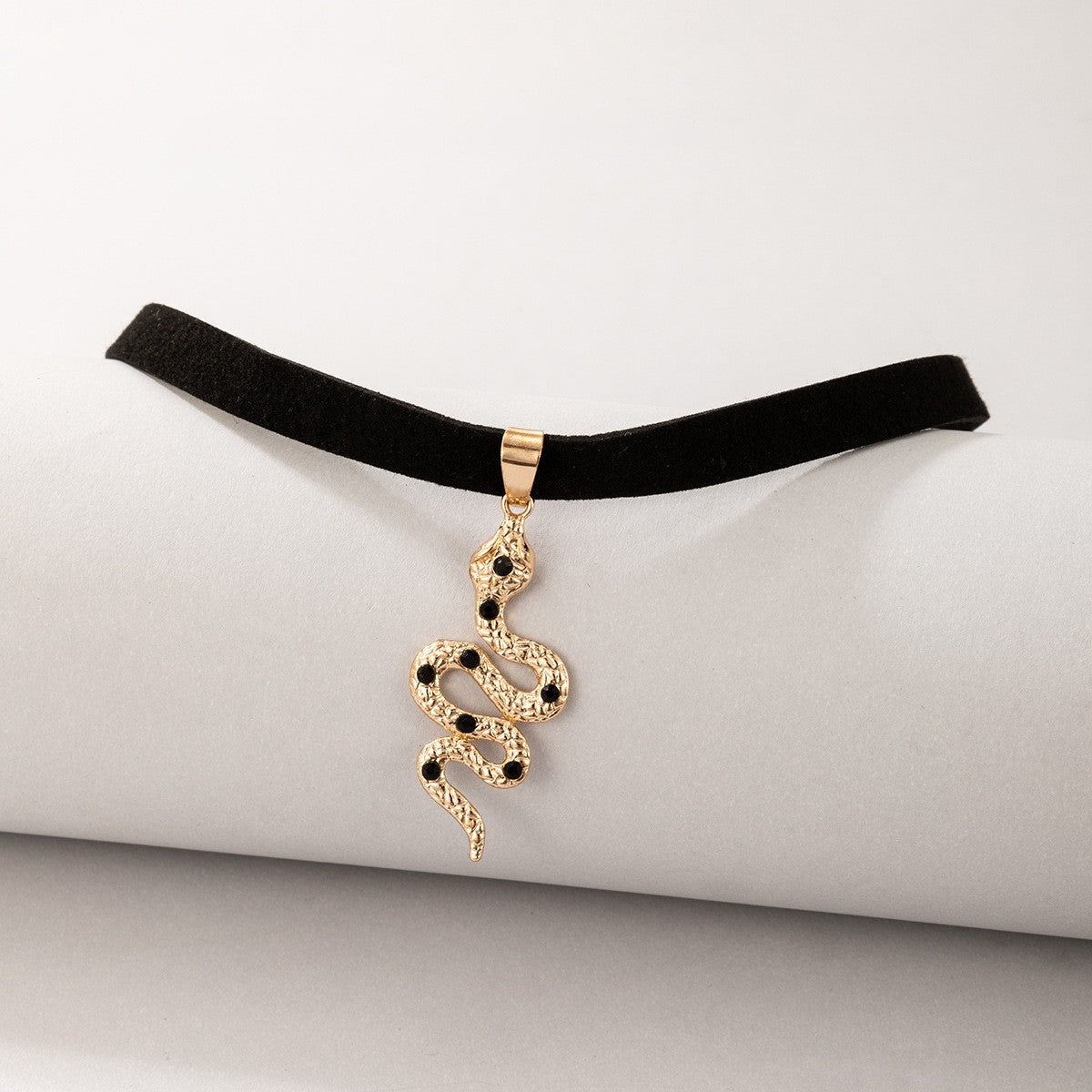 Chokers Witchy Gothic Grunge Collar Velvet Necklace Dark Jewelry