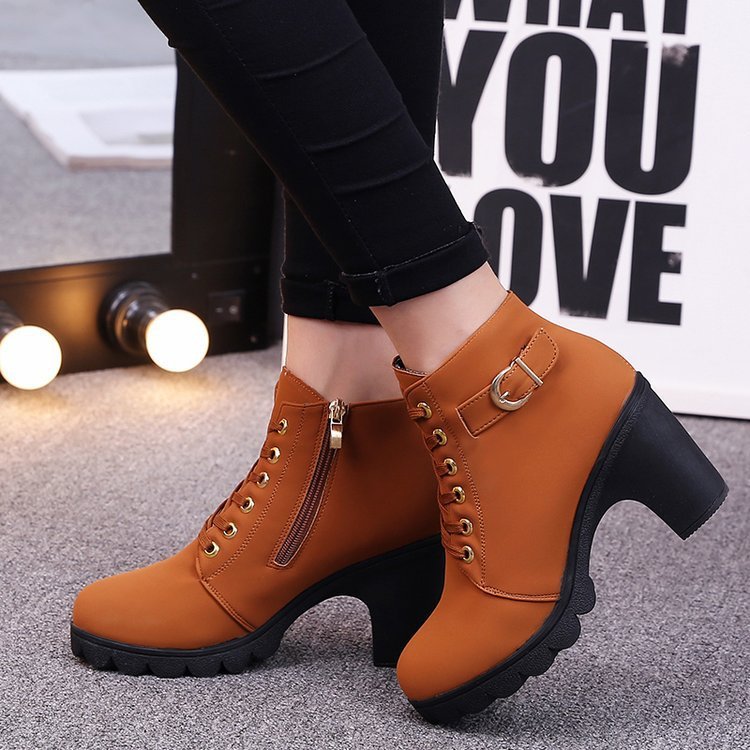 Cross strappy Martin Boots