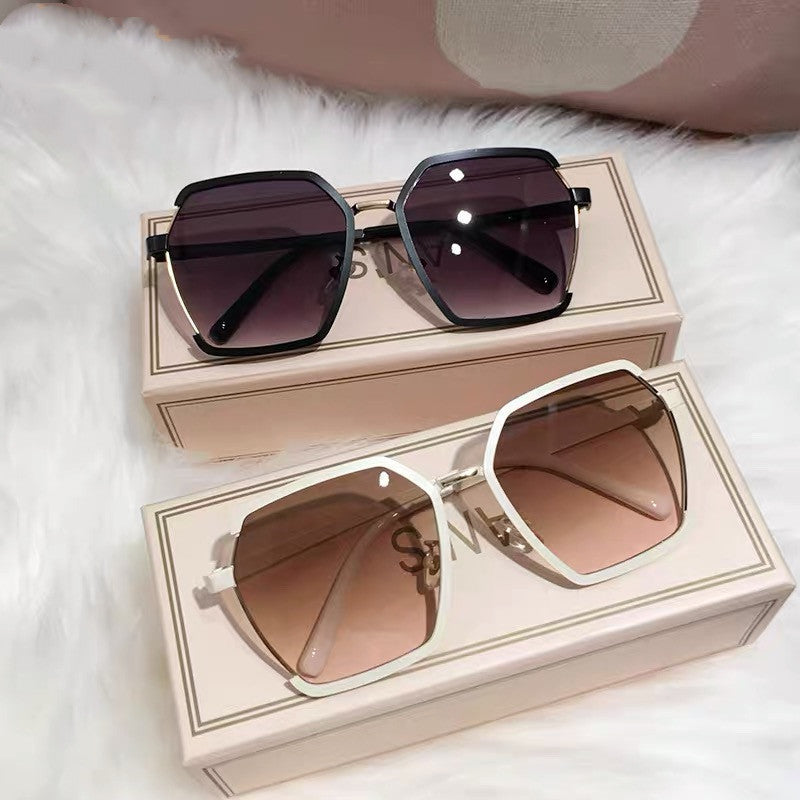 Vintage Half-Frame Sunglasses Summer Oversize Metal Square Uv400 Women UV Protection Sunglasses
