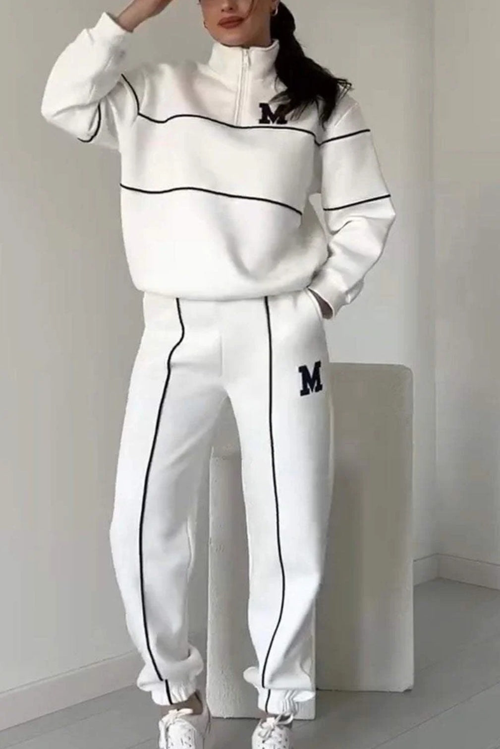 Women's 2 Piece Hoodless Pullover Baggy Sweatsuit